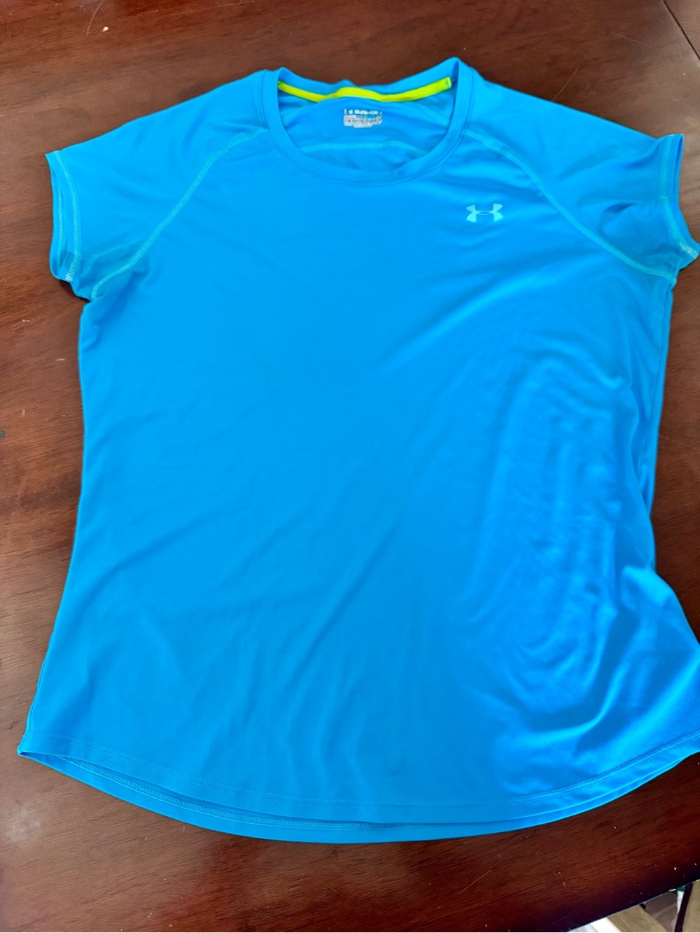 Under Armour Turquoise and Yellow HeatGear Semi-Fitted Top